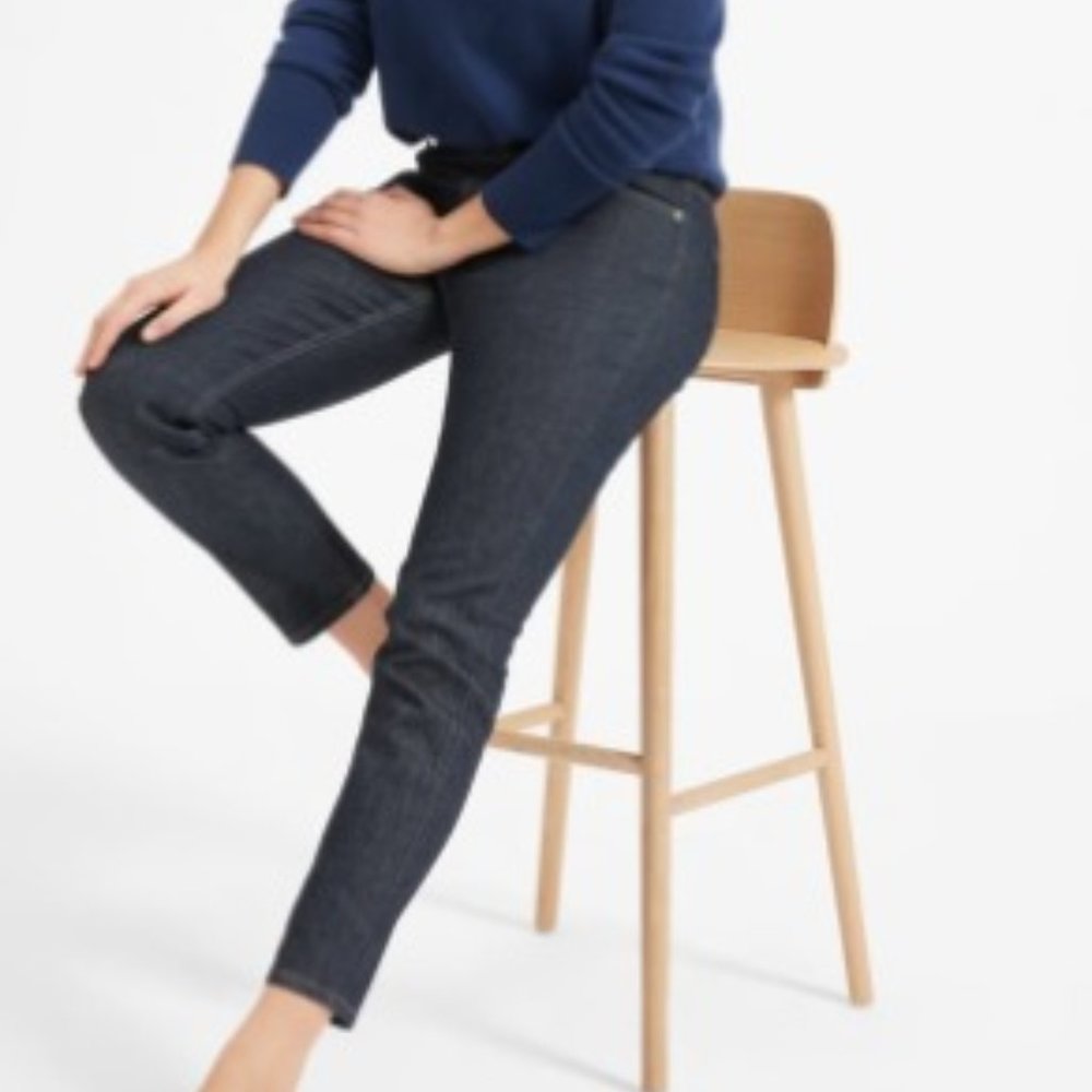 EVERLANE MID RISE SKINNY ANKLE JEAN IN DARK INDIGO SIZE 29